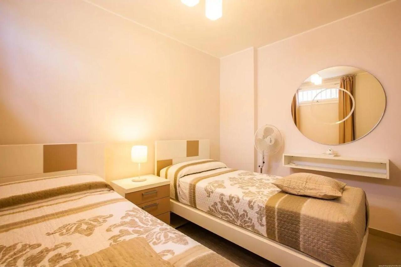 1 Bedroom Apartment For 4 People In Tenerife Costa Adeje  ภายนอก รูปภาพ